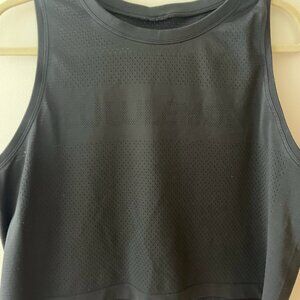 Lululemon Mesh Crop Black Workout Top